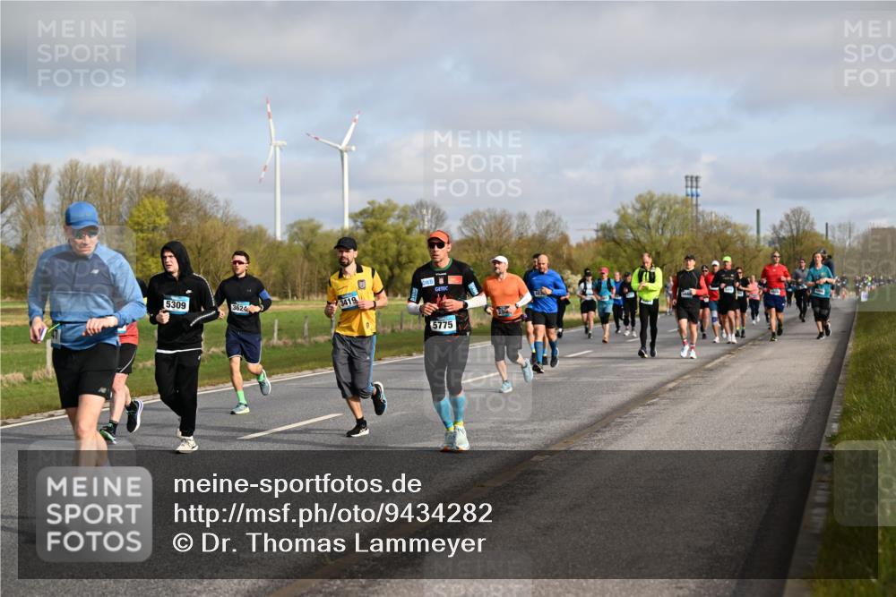 12.04.2026 - 45. Internationalen Wilhelmsburger Insellauf Dr. Thomas Lammeyer http://msf.ph/oto/9434282 12.04.2026 09:20:42 Laufen 5309, 3624, 3419, 5775 meine-sportfotos.de