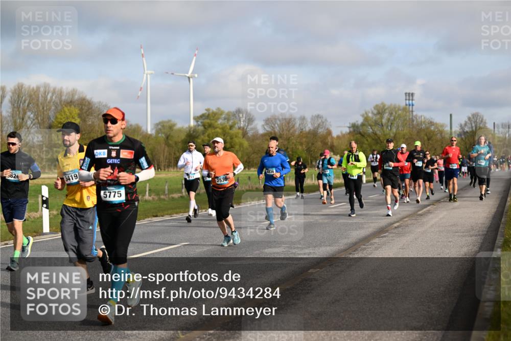 12.04.2026 - 45. Internationalen Wilhelmsburger Insellauf Dr. Thomas Lammeyer http://msf.ph/oto/9434284 12.04.2026 09:20:44 Laufen 624, 3419, 0, 5775, 2530, 4836 meine-sportfotos.de