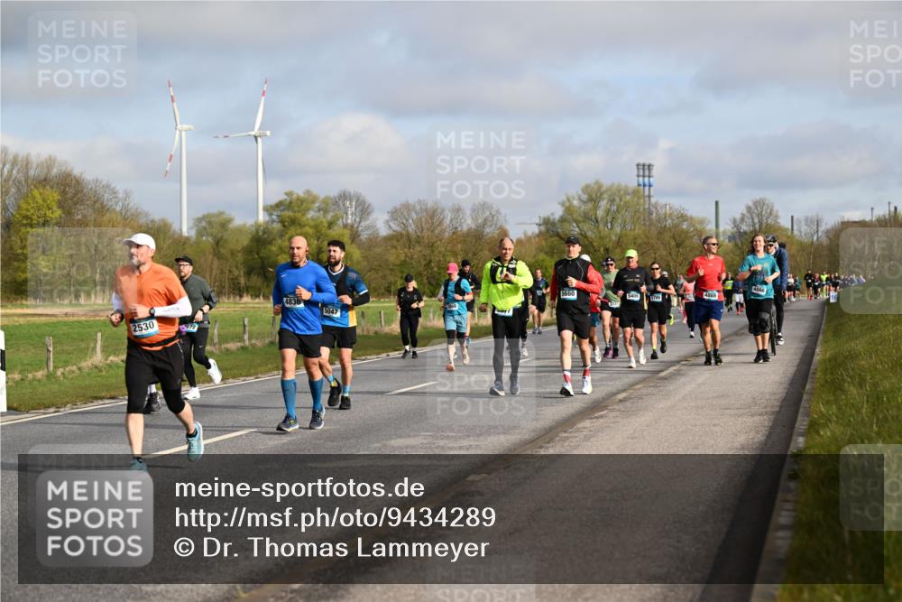 12.04.2026 - 45. Internationalen Wilhelmsburger Insellauf Dr. Thomas Lammeyer http://msf.ph/oto/9434289 12.04.2026 09:20:45 Laufen 2530, 672, 4836, 5047, 5660, 5406, 4865 meine-sportfotos.de