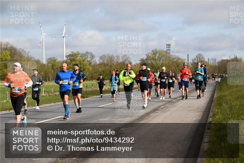 12.04.2026 - 45. Internationalen Wilhelmsburger Insellauf Dr. Thomas Lammeyer http://msf.ph/oto/9434292 12.04.2026 09:20:46 Laufen 2530, 2672, 5660, 4836, 5047, 5406, 4865, 4866 meine-sportfotos.de