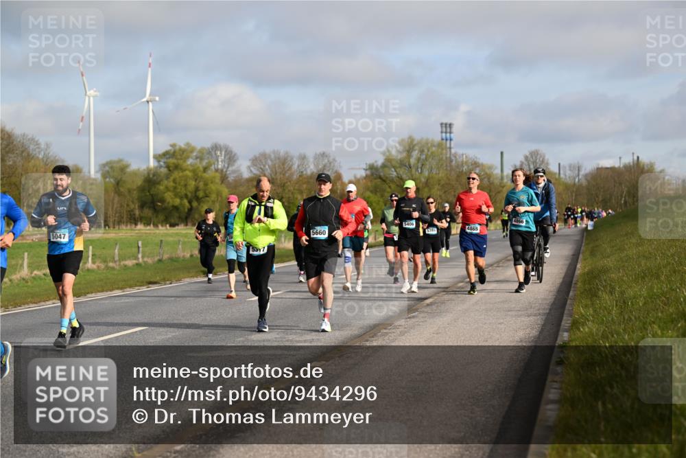 12.04.2026 - 45. Internationalen Wilhelmsburger Insellauf Dr. Thomas Lammeyer http://msf.ph/oto/9434296 12.04.2026 09:20:47 Laufen 5047, 5660, 5317, 5406, 4866, 4865, 5789 meine-sportfotos.de