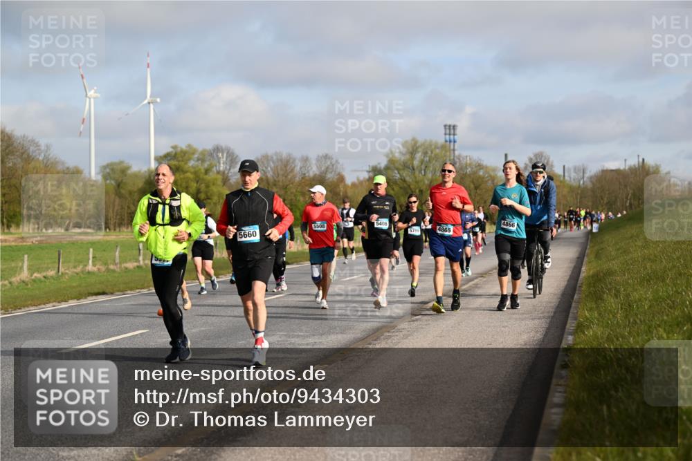 12.04.2026 - 45. Internationalen Wilhelmsburger Insellauf Dr. Thomas Lammeyer http://msf.ph/oto/9434303 12.04.2026 09:20:48 Laufen 5508, 5406, 5660, 5789, 4865, 4866 meine-sportfotos.de
