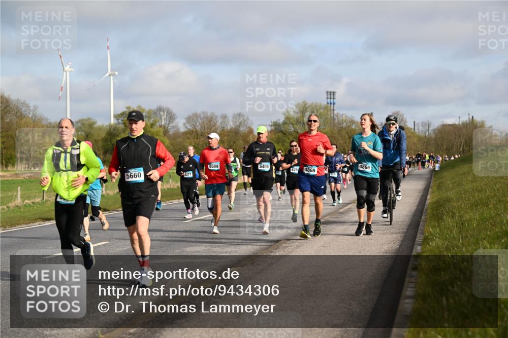 12.04.2026 - 45. Internationalen Wilhelmsburger Insellauf Dr. Thomas Lammeyer http://msf.ph/oto/9434306 12.04.2026 09:20:49 Laufen 5508, 5406, 5789, 4865, 4866, 5660, 4277, 2231 meine-sportfotos.de