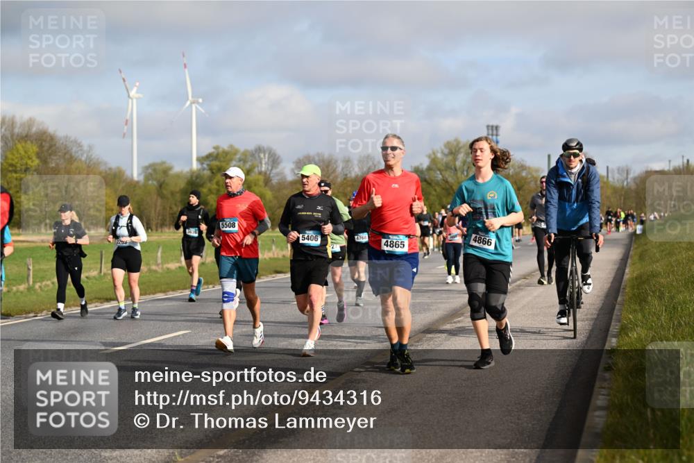 12.04.2026 - 45. Internationalen Wilhelmsburger Insellauf Dr. Thomas Lammeyer http://msf.ph/oto/9434316 12.04.2026 09:20:51 Laufen 220, 3635, 5508, 5406, 4768, 4865, 4866 meine-sportfotos.de