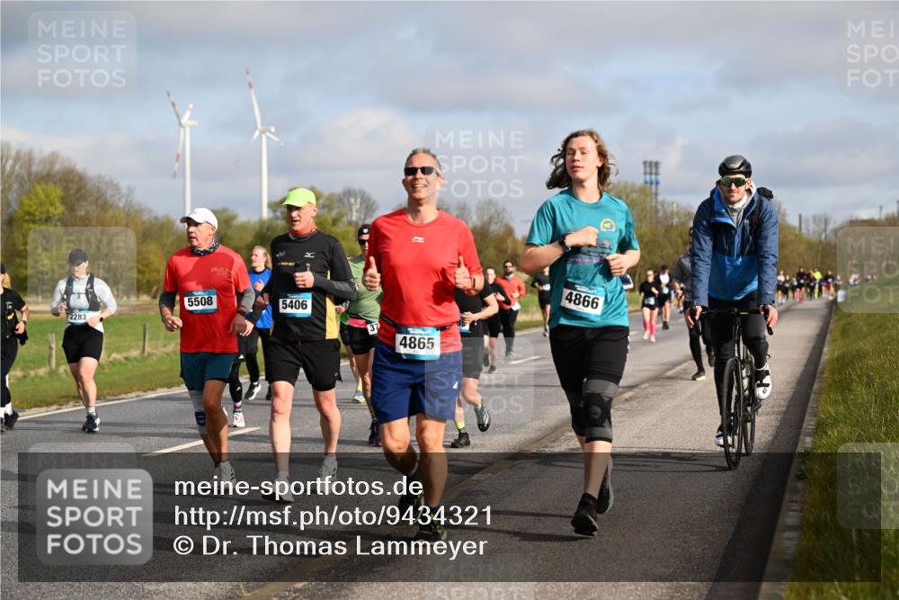 12.04.2026 - 45. Internationalen Wilhelmsburger Insellauf Dr. Thomas Lammeyer http://msf.ph/oto/9434321 12.04.2026 09:20:52 Laufen 2283, 5508, 5406, 37, 4865, 4866 meine-sportfotos.de