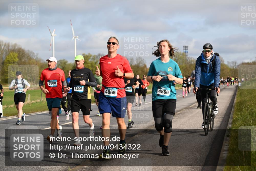 12.04.2026 - 45. Internationalen Wilhelmsburger Insellauf Dr. Thomas Lammeyer http://msf.ph/oto/9434322 12.04.2026 09:20:52 Laufen 2283, 5508, 5789, 5406, 4865, 4866 meine-sportfotos.de