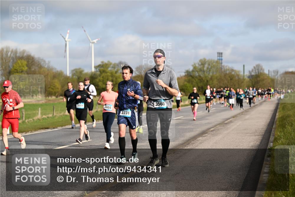 12.04.2026 - 45. Internationalen Wilhelmsburger Insellauf Dr. Thomas Lammeyer http://msf.ph/oto/9434341 12.04.2026 09:20:56 Laufen 3049, 2655, 2231, 3565 meine-sportfotos.de