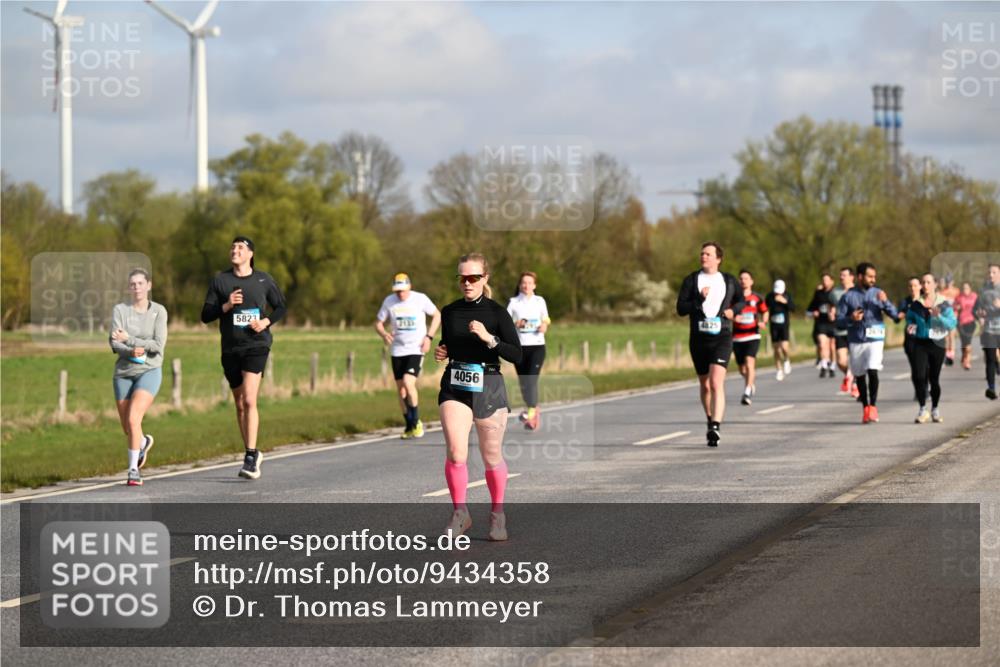 12.04.2026 - 45. Internationalen Wilhelmsburger Insellauf Dr. Thomas Lammeyer http://msf.ph/oto/9434358 12.04.2026 09:21:00 Laufen 5823, 2133, 4056, 4825 meine-sportfotos.de