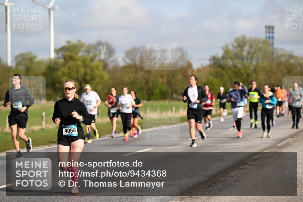 12.04.2026 - 45. Internationalen Wilhelmsburger Insellauf Dr. Thomas Lammeyer http://msf.ph/oto/9434368 12.04.2026 09:21:01 Laufen 5823, 4056 meine-sportfotos.de