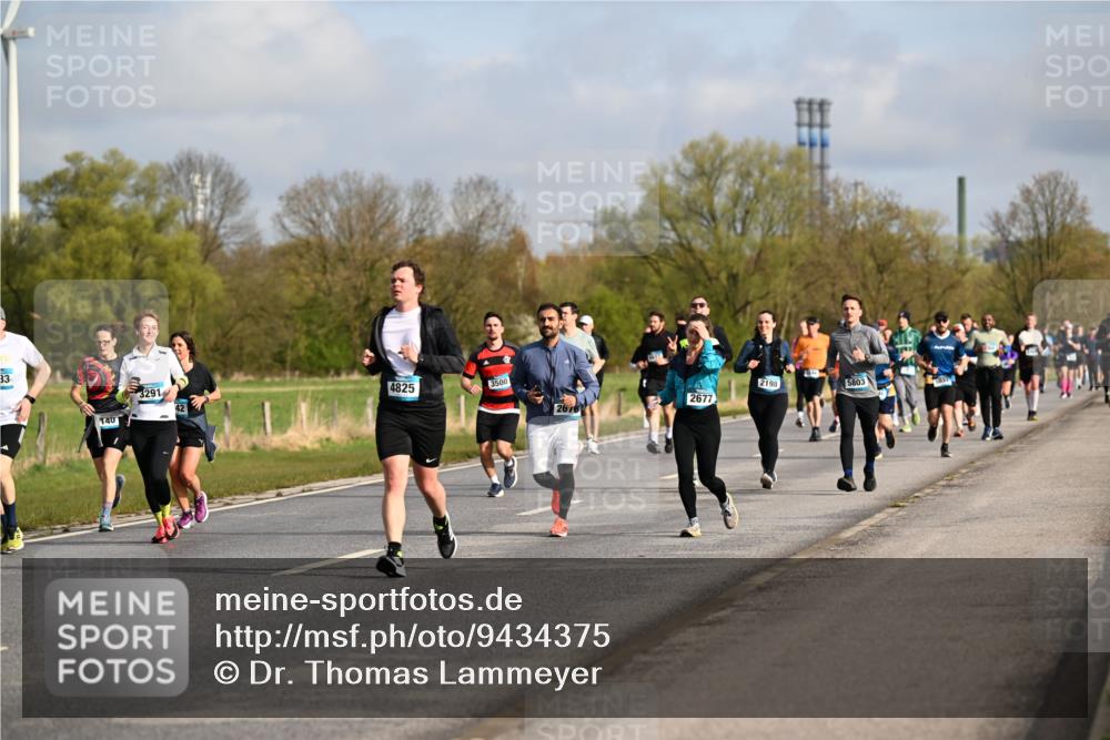 12.04.2026 - 45. Internationalen Wilhelmsburger Insellauf Dr. Thomas Lammeyer http://msf.ph/oto/9434375 12.04.2026 09:21:03 Laufen 33, 140, 3291, 4825, 3500, 2198, 5803, 2677, 2676 meine-sportfotos.de