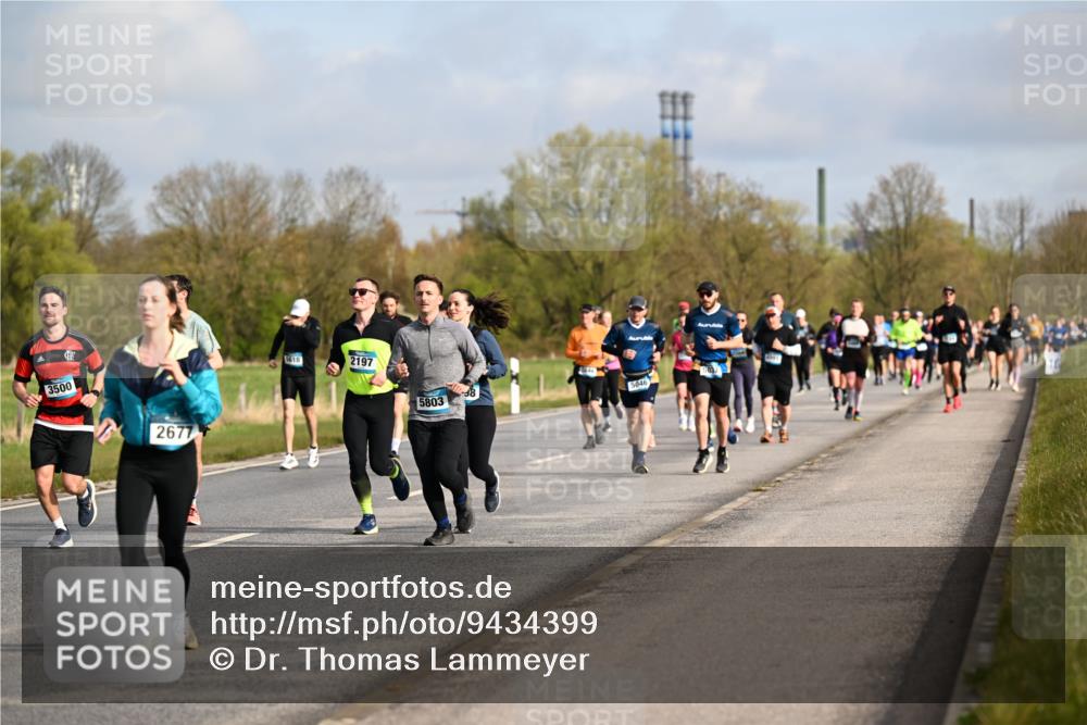 12.04.2026 - 45. Internationalen Wilhelmsburger Insellauf Dr. Thomas Lammeyer http://msf.ph/oto/9434399 12.04.2026 09:21:06 Laufen 3500, 2677, 18, 2197, 5803, 5046 meine-sportfotos.de