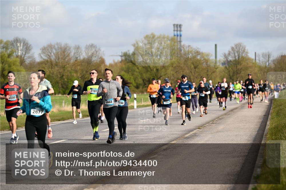 12.04.2026 - 45. Internationalen Wilhelmsburger Insellauf Dr. Thomas Lammeyer http://msf.ph/oto/9434400 12.04.2026 09:21:06 Laufen 3500, 2677, 18, 2197, 5803, 198, 5046 meine-sportfotos.de