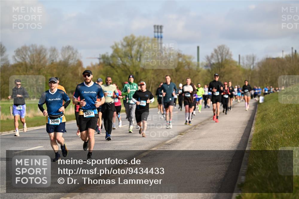 12.04.2026 - 45. Internationalen Wilhelmsburger Insellauf Dr. Thomas Lammeyer http://msf.ph/oto/9434433 12.04.2026 09:21:12 Laufen 5046, 5037, 964, 4991 meine-sportfotos.de