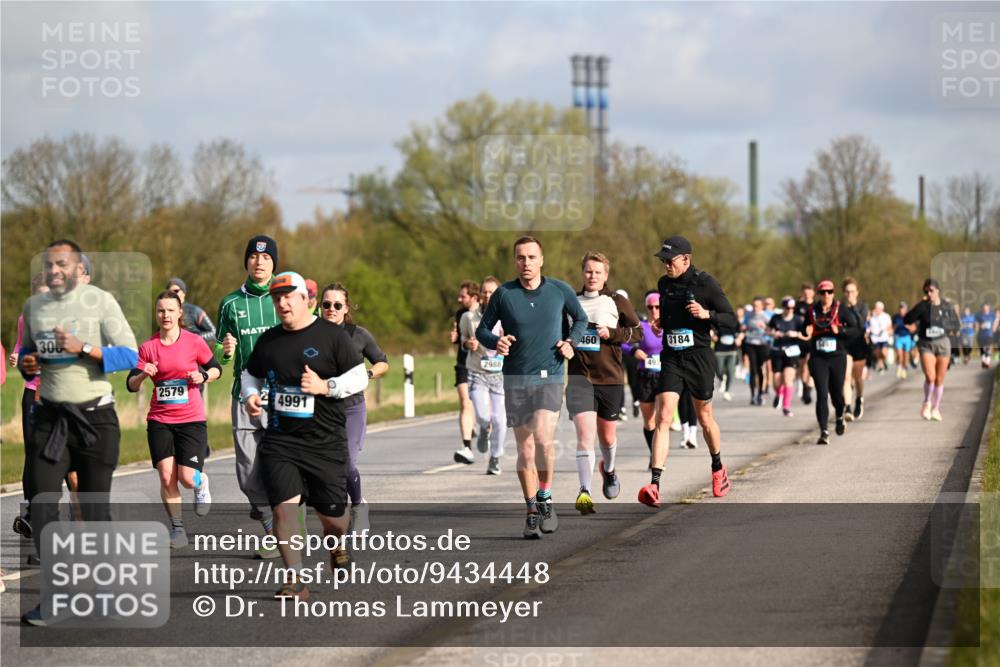 12.04.2026 - 45. Internationalen Wilhelmsburger Insellauf Dr. Thomas Lammeyer http://msf.ph/oto/9434448 12.04.2026 09:21:16 Laufen 308, 2579, 4991, 2988, 460, 492, 3184 meine-sportfotos.de