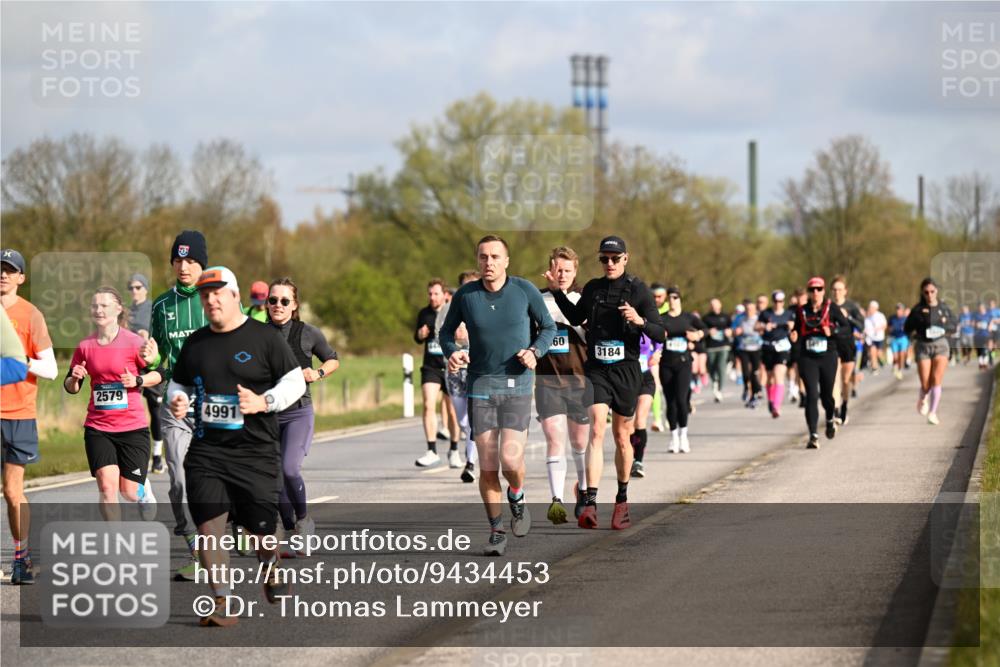 12.04.2026 - 45. Internationalen Wilhelmsburger Insellauf Dr. Thomas Lammeyer http://msf.ph/oto/9434453 12.04.2026 09:21:16 Laufen 2579, 4991, 60, 3184 meine-sportfotos.de