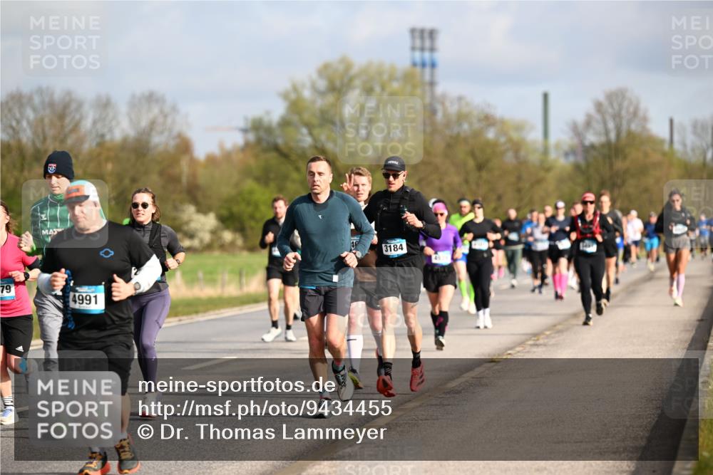 12.04.2026 - 45. Internationalen Wilhelmsburger Insellauf Dr. Thomas Lammeyer http://msf.ph/oto/9434455 12.04.2026 09:21:17 Laufen 79, 4991, 3184 meine-sportfotos.de
