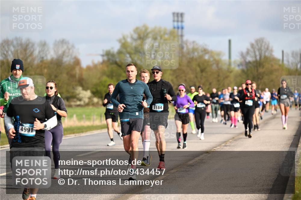 12.04.2026 - 45. Internationalen Wilhelmsburger Insellauf Dr. Thomas Lammeyer http://msf.ph/oto/9434457 12.04.2026 09:21:17 Laufen 4991, 3184, 492 meine-sportfotos.de