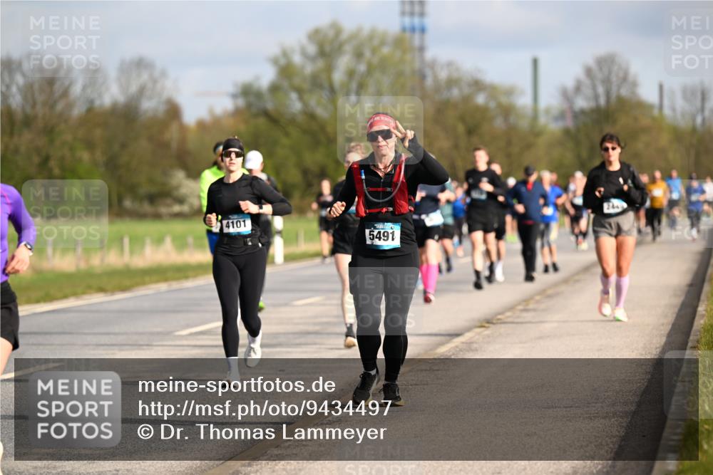 12.04.2026 - 45. Internationalen Wilhelmsburger Insellauf Dr. Thomas Lammeyer http://msf.ph/oto/9434497 12.04.2026 09:21:25 Laufen 4101, 5491 meine-sportfotos.de
