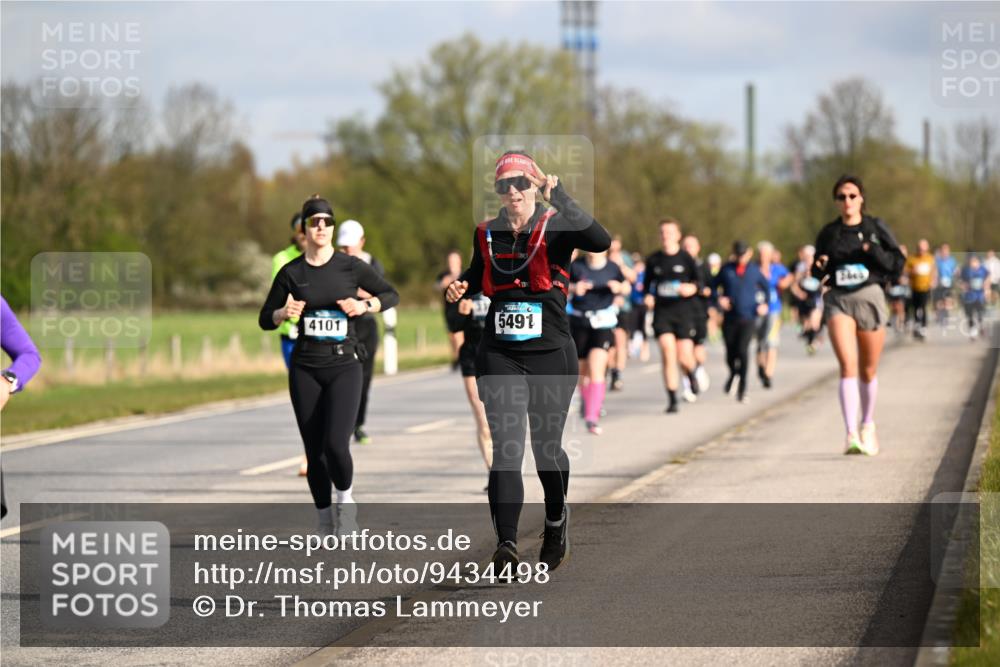 12.04.2026 - 45. Internationalen Wilhelmsburger Insellauf Dr. Thomas Lammeyer http://msf.ph/oto/9434498 12.04.2026 09:21:25 Laufen 4101, 5491 meine-sportfotos.de