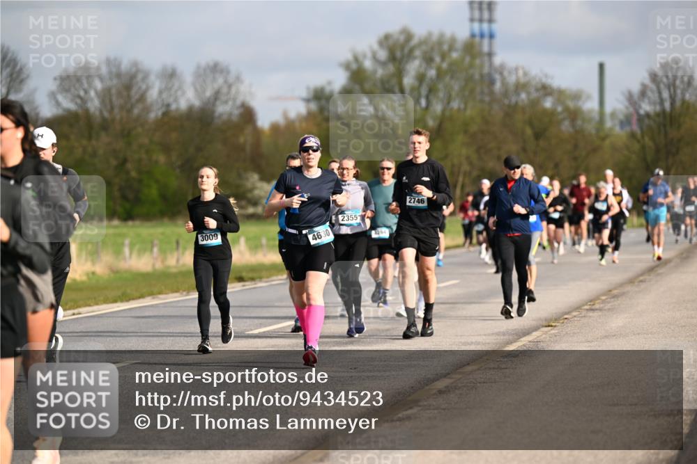 12.04.2026 - 45. Internationalen Wilhelmsburger Insellauf Dr. Thomas Lammeyer http://msf.ph/oto/9434523 12.04.2026 09:21:30 Laufen 3009, 4630, 2355, 3194, 2746 meine-sportfotos.de