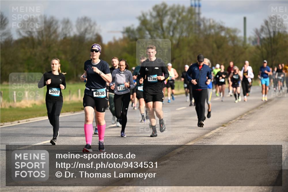 12.04.2026 - 45. Internationalen Wilhelmsburger Insellauf Dr. Thomas Lammeyer http://msf.ph/oto/9434531 12.04.2026 09:21:31 Laufen 3009, 4630, 2355, 2746 meine-sportfotos.de