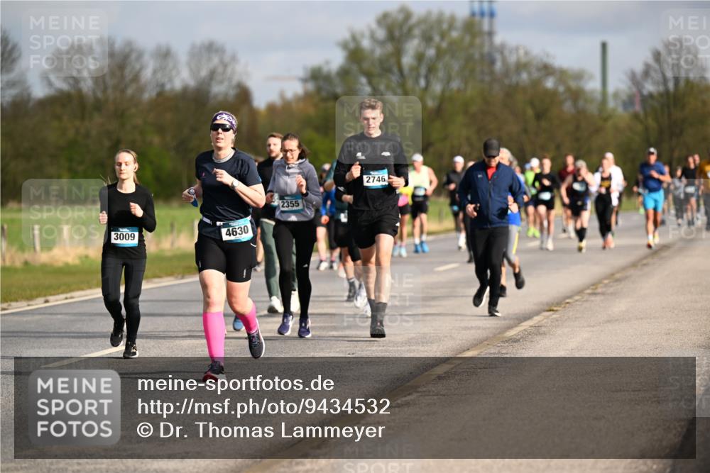 12.04.2026 - 45. Internationalen Wilhelmsburger Insellauf Dr. Thomas Lammeyer http://msf.ph/oto/9434532 12.04.2026 09:21:31 Laufen 3009, 4630, 2355, 2746 meine-sportfotos.de