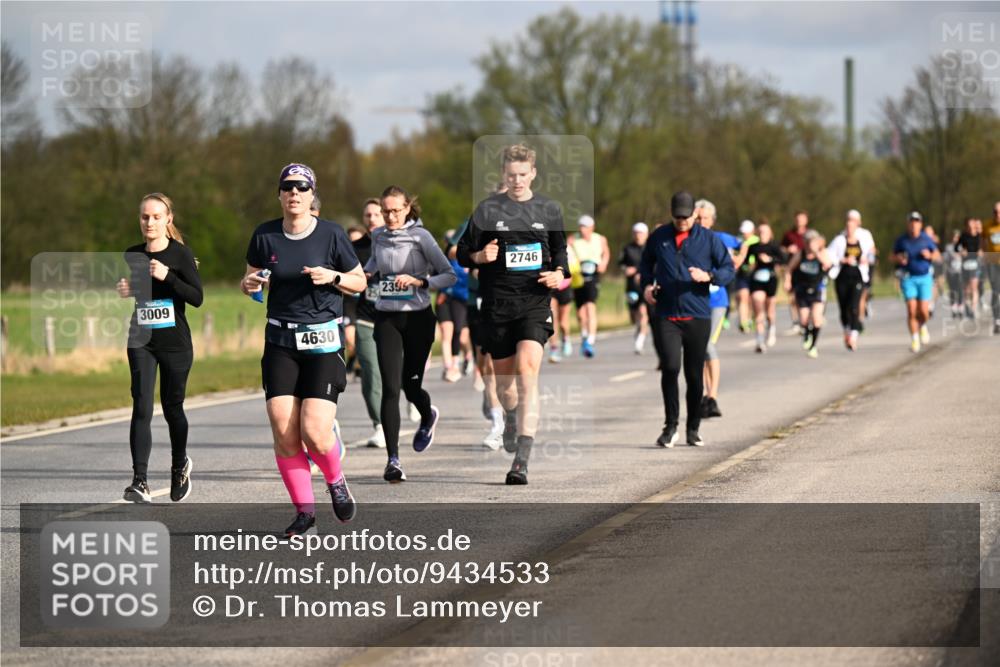 12.04.2026 - 45. Internationalen Wilhelmsburger Insellauf Dr. Thomas Lammeyer http://msf.ph/oto/9434533 12.04.2026 09:21:32 Laufen 3009, 4630, 2395, 2746 meine-sportfotos.de