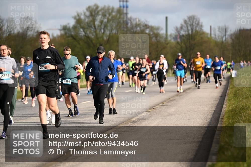 12.04.2026 - 45. Internationalen Wilhelmsburger Insellauf Dr. Thomas Lammeyer http://msf.ph/oto/9434546 12.04.2026 09:21:34 Laufen 2355, 274, 4394 meine-sportfotos.de