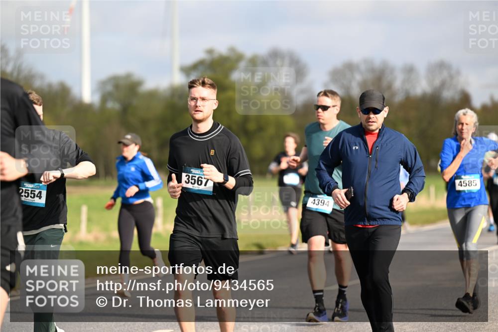 12.04.2026 - 45. Internationalen Wilhelmsburger Insellauf Dr. Thomas Lammeyer http://msf.ph/oto/9434565 12.04.2026 09:21:38 Laufen 2554, 3567, 4585, 4394 meine-sportfotos.de
