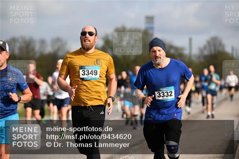 12.04.2026 - 45. Internationalen Wilhelmsburger Insellauf Dr. Thomas Lammeyer http://msf.ph/oto/9434620 12.04.2026 09:21:48 Laufen 3349, 3332 meine-sportfotos.de