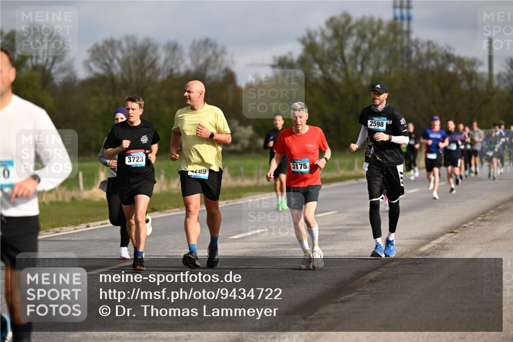12.04.2026 - 45. Internationalen Wilhelmsburger Insellauf Dr. Thomas Lammeyer http://msf.ph/oto/9434722 12.04.2026 09:22:07 Laufen 3723, 0, 3175, 289, 2598 meine-sportfotos.de