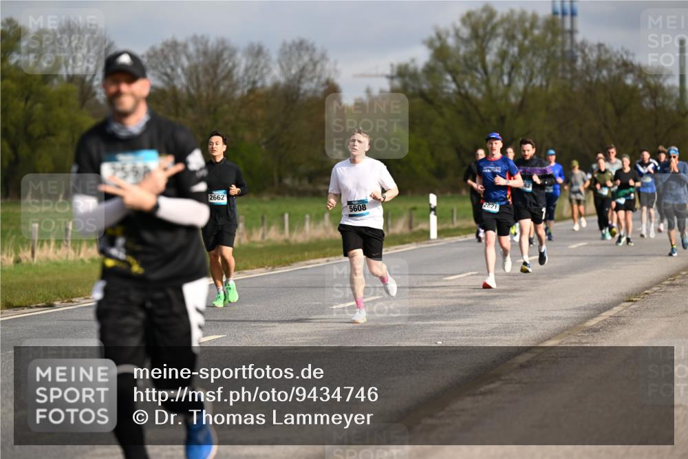 12.04.2026 - 45. Internationalen Wilhelmsburger Insellauf Dr. Thomas Lammeyer http://msf.ph/oto/9434746 12.04.2026 09:22:12 Laufen 0000, 5608, 2821 meine-sportfotos.de