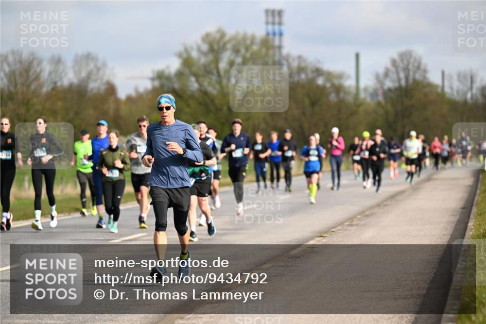 12.04.2026 - 45. Internationalen Wilhelmsburger Insellauf Dr. Thomas Lammeyer http://msf.ph/oto/9434792 12.04.2026 09:22:22 Laufen  meine-sportfotos.de