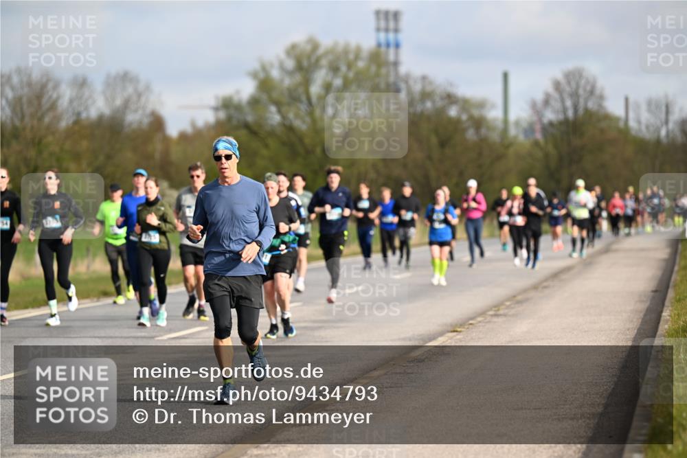 12.04.2026 - 45. Internationalen Wilhelmsburger Insellauf Dr. Thomas Lammeyer http://msf.ph/oto/9434793 12.04.2026 09:22:22 Laufen 154 meine-sportfotos.de