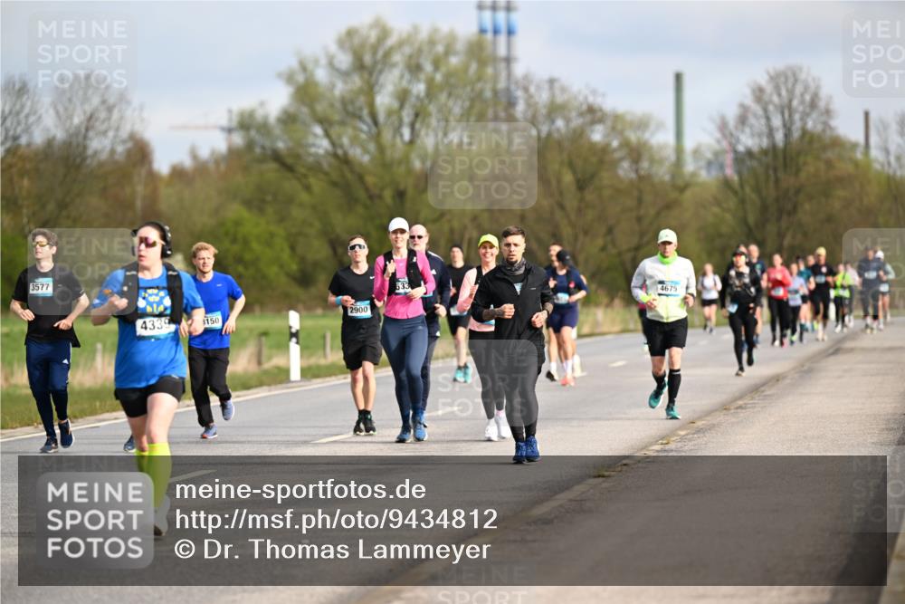 12.04.2026 - 45. Internationalen Wilhelmsburger Insellauf Dr. Thomas Lammeyer http://msf.ph/oto/9434812 12.04.2026 09:22:32 Laufen 3577, 4339, 150, 2900, 533, 4675 meine-sportfotos.de