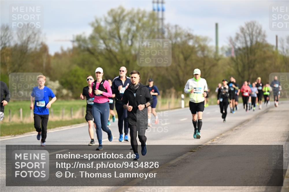 12.04.2026 - 45. Internationalen Wilhelmsburger Insellauf Dr. Thomas Lammeyer http://msf.ph/oto/9434826 12.04.2026 09:22:34 Laufen 4675, 2900, 3150 meine-sportfotos.de