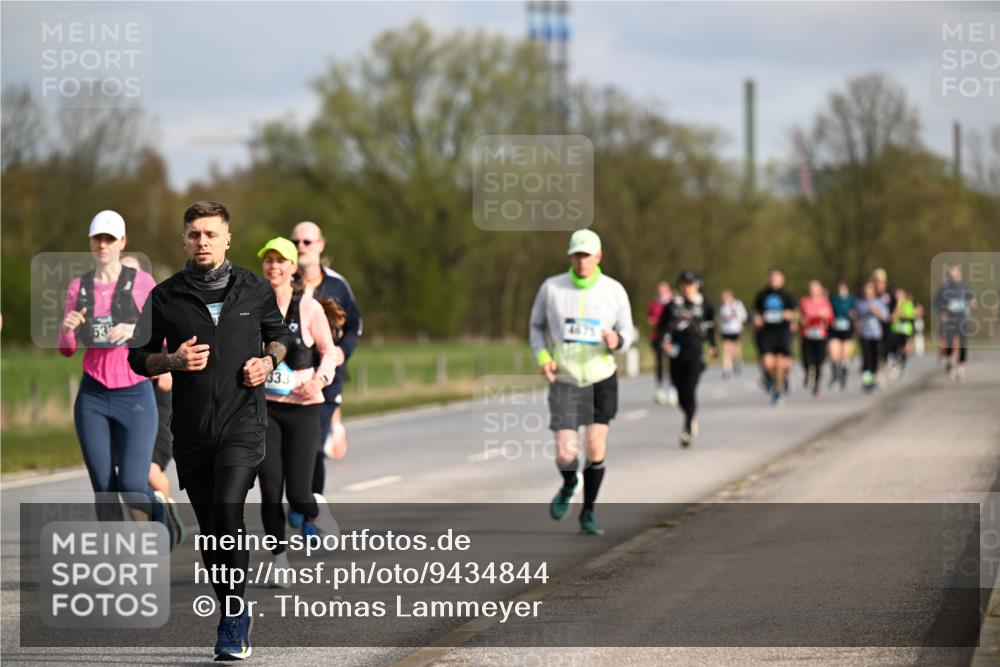 12.04.2026 - 45. Internationalen Wilhelmsburger Insellauf Dr. Thomas Lammeyer http://msf.ph/oto/9434844 12.04.2026 09:22:37 Laufen 53, 333 meine-sportfotos.de