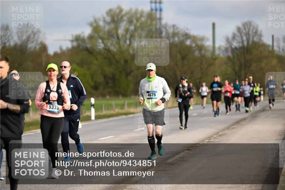 12.04.2026 - 45. Internationalen Wilhelmsburger Insellauf Dr. Thomas Lammeyer http://msf.ph/oto/9434851 12.04.2026 09:22:38 Laufen 5333, 4675 meine-sportfotos.de
