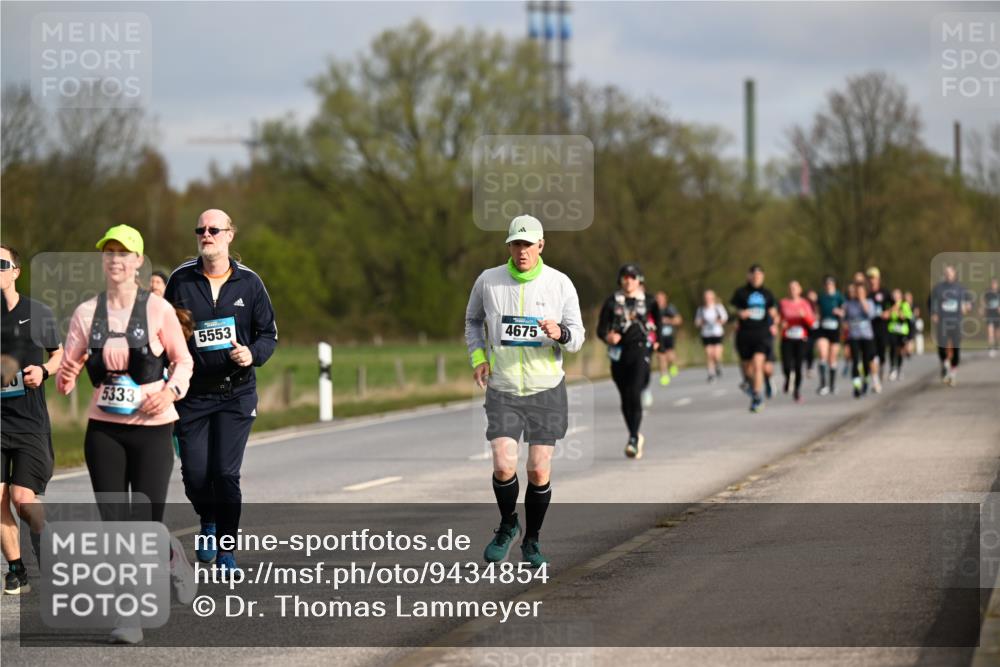 12.04.2026 - 45. Internationalen Wilhelmsburger Insellauf Dr. Thomas Lammeyer http://msf.ph/oto/9434854 12.04.2026 09:22:38 Laufen 5333, 5553, 4675 meine-sportfotos.de