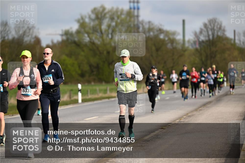 12.04.2026 - 45. Internationalen Wilhelmsburger Insellauf Dr. Thomas Lammeyer http://msf.ph/oto/9434855 12.04.2026 09:22:38 Laufen 5333, 5553, 4675 meine-sportfotos.de