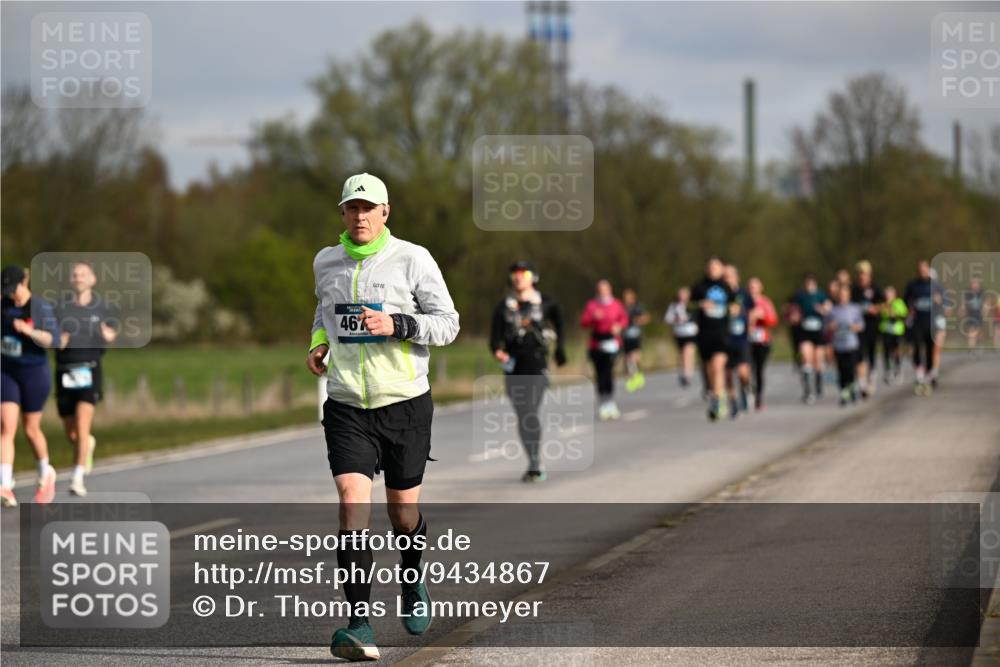12.04.2026 - 45. Internationalen Wilhelmsburger Insellauf Dr. Thomas Lammeyer http://msf.ph/oto/9434867 12.04.2026 09:22:41 Laufen 467 meine-sportfotos.de