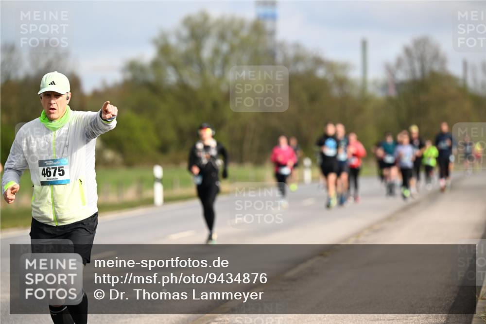 12.04.2026 - 45. Internationalen Wilhelmsburger Insellauf Dr. Thomas Lammeyer http://msf.ph/oto/9434876 12.04.2026 09:22:42 Laufen 4675 meine-sportfotos.de