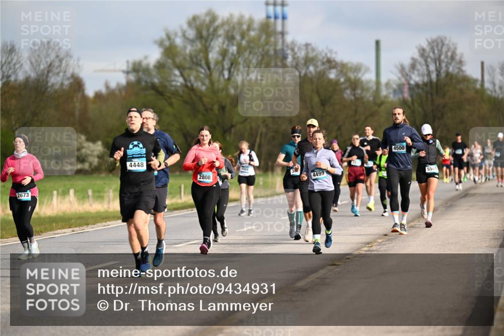 12.04.2026 - 45. Internationalen Wilhelmsburger Insellauf Dr. Thomas Lammeyer http://msf.ph/oto/9434931 12.04.2026 09:22:53 Laufen 2673, 4448, 2808, 3, 4499, 4500, 5544 meine-sportfotos.de