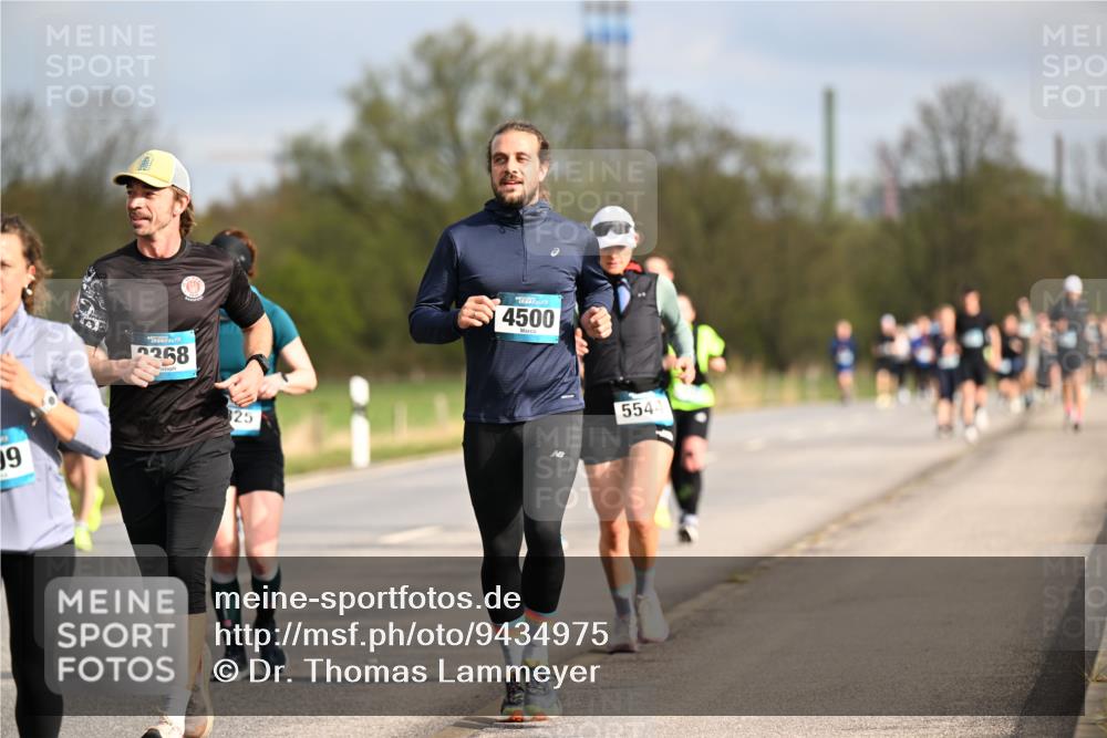 12.04.2026 - 45. Internationalen Wilhelmsburger Insellauf Dr. Thomas Lammeyer http://msf.ph/oto/9434975 12.04.2026 09:23:00 Laufen 6, 99, 268, 825, 4500, 5544 meine-sportfotos.de