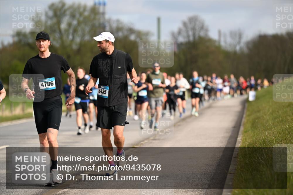 12.04.2026 - 45. Internationalen Wilhelmsburger Insellauf Dr. Thomas Lammeyer http://msf.ph/oto/9435078 12.04.2026 09:23:23 Laufen 4786, 3435 meine-sportfotos.de