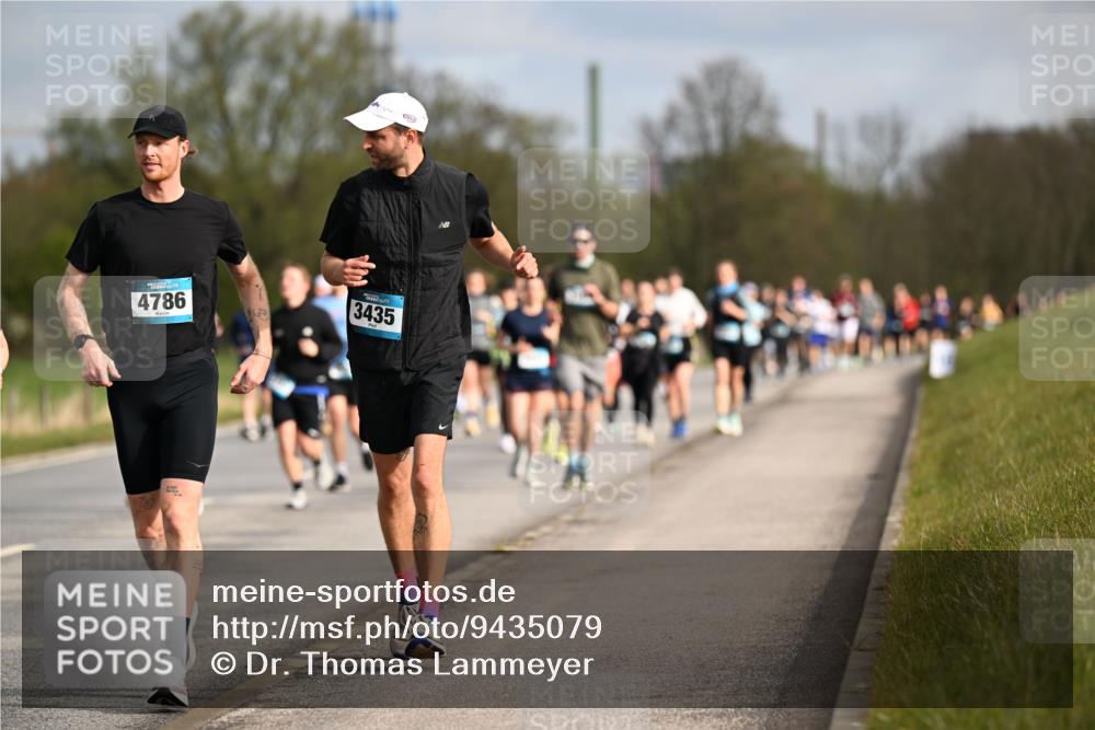 12.04.2026 - 45. Internationalen Wilhelmsburger Insellauf Dr. Thomas Lammeyer http://msf.ph/oto/9435079 12.04.2026 09:23:23 Laufen 4786, 3435 meine-sportfotos.de
