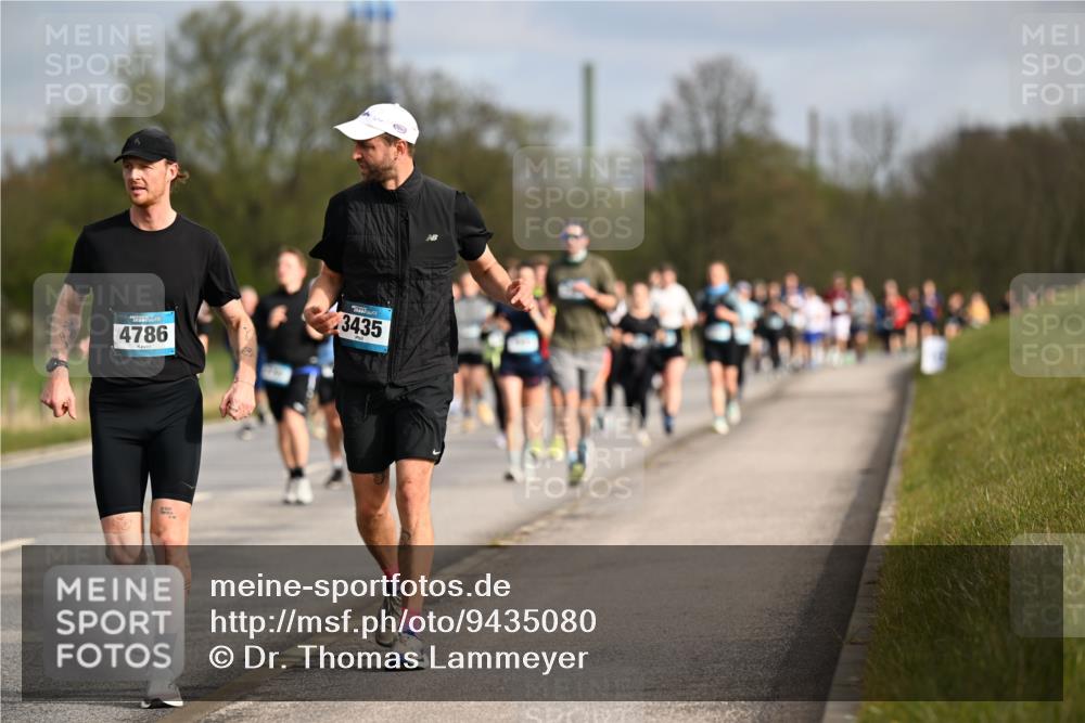 12.04.2026 - 45. Internationalen Wilhelmsburger Insellauf Dr. Thomas Lammeyer http://msf.ph/oto/9435080 12.04.2026 09:23:23 Laufen 4786, 3435 meine-sportfotos.de