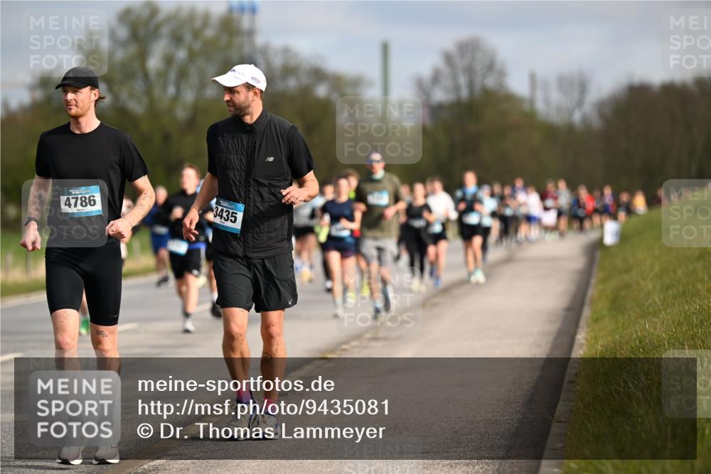 12.04.2026 - 45. Internationalen Wilhelmsburger Insellauf Dr. Thomas Lammeyer http://msf.ph/oto/9435081 12.04.2026 09:23:23 Laufen 4786, 3435 meine-sportfotos.de