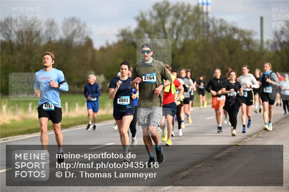 12.04.2026 - 45. Internationalen Wilhelmsburger Insellauf Dr. Thomas Lammeyer http://msf.ph/oto/9435116 12.04.2026 09:23:30 Laufen 4993, 4131, 2164, 3045 meine-sportfotos.de