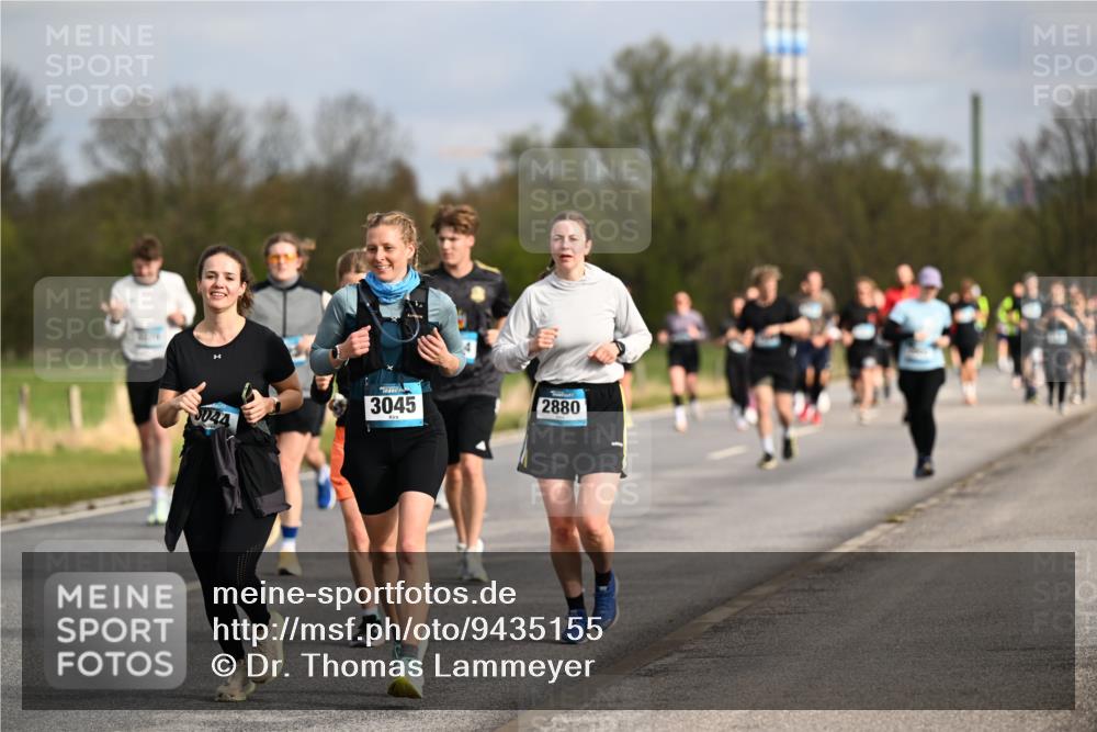 12.04.2026 - 45. Internationalen Wilhelmsburger Insellauf Dr. Thomas Lammeyer http://msf.ph/oto/9435155 12.04.2026 09:23:38 Laufen 3045, 2880 meine-sportfotos.de